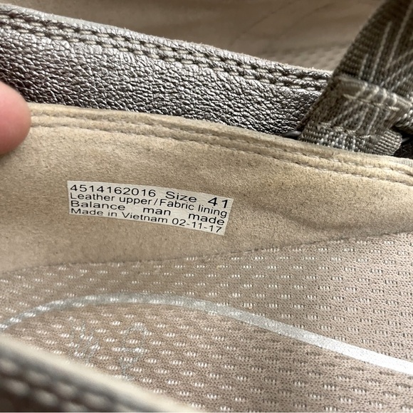 dansko Silver/Gray slip on comfort shoe strap closure Size 41 US ( 10.5-11 ) - Picture 8 of 12